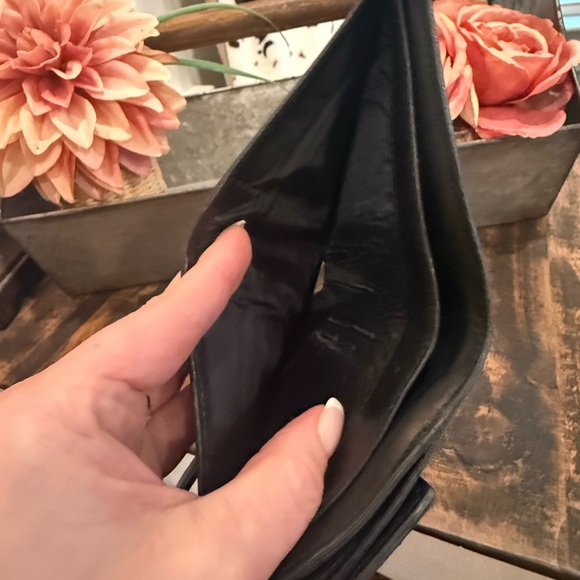 Gucci Black Canvas & Leather Wallet - Picture 11 of 13
